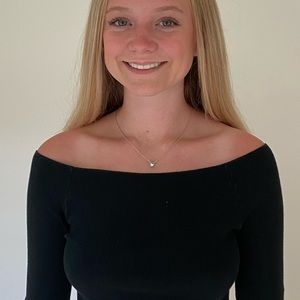 off the shoulder top, brandy melville, size xs, great condition